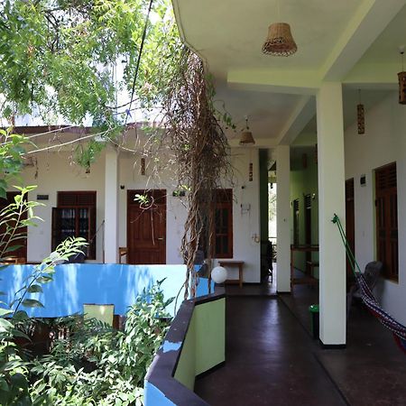 Eagle Resort Arugambay 阿鲁甘湾 外观 照片